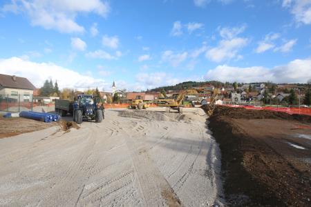 GRADNJA DOMA ZAŠČITE IN REŠEVANJA Z MEDGENERACIJSKIM CENTROM RAKEK 2 FOTO LJUBO VUKELIČ